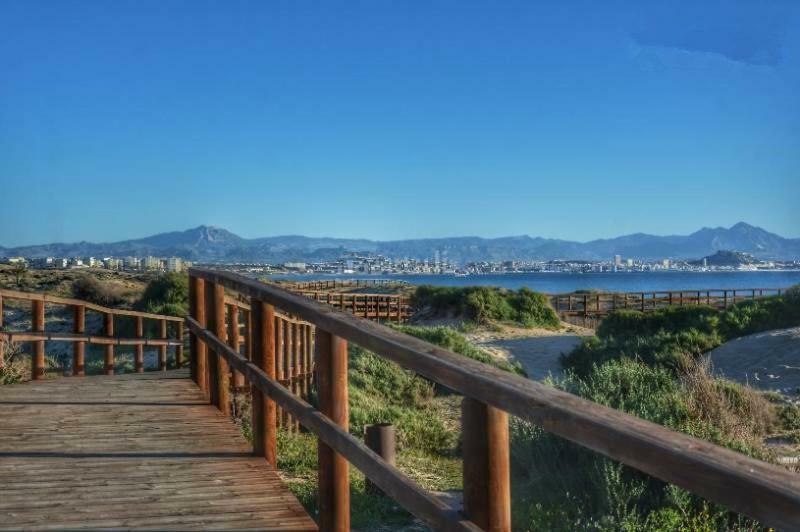 아레날레스 델 솔 Apartamento Con Terraza 50M2，500M A La Playa 아파트 외부 사진
